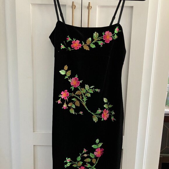 Vintage 90's Y2K BetseyJohnson Stretch Velvet Floral Embroidered Slip Dress/ SM - Picture 2 of 6